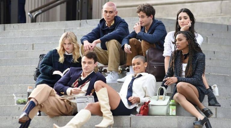 watch-gossip-girl-reboot-2
